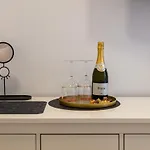 Alojamento de Acomodação e Pequeno-almoço Aborda 4*