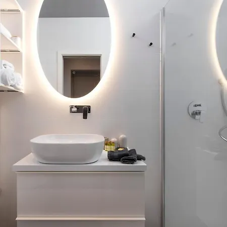 krevet i doručak Aborda 4*