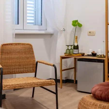 Aborda Bed & Breakfast 4*